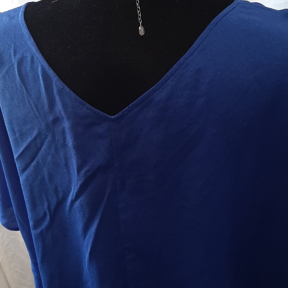 Top - Picture 3 of 6